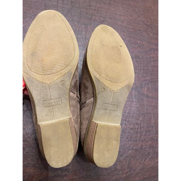 Dominique Nicole Taupe Suede Kathy Ankle Boots Sz 10 Wide Zip Side Western Style - Picture 6 of 8